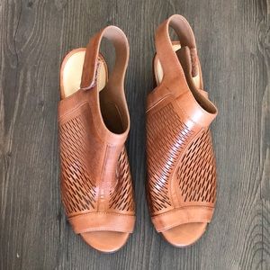 SOLD! Vince Camino Camel Open Toe Heels